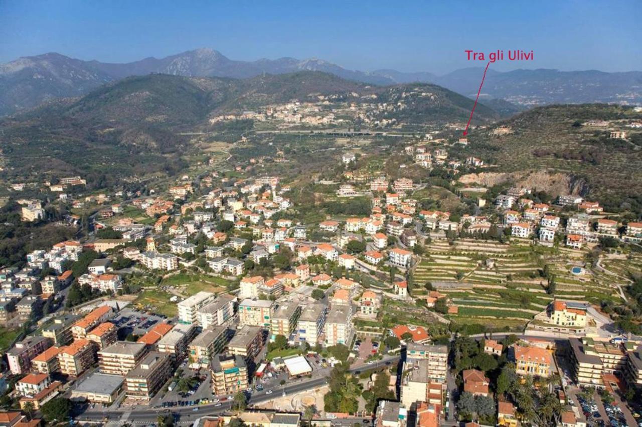 피에트라리구레 Tra Gli Ulivi B&B 외부 사진