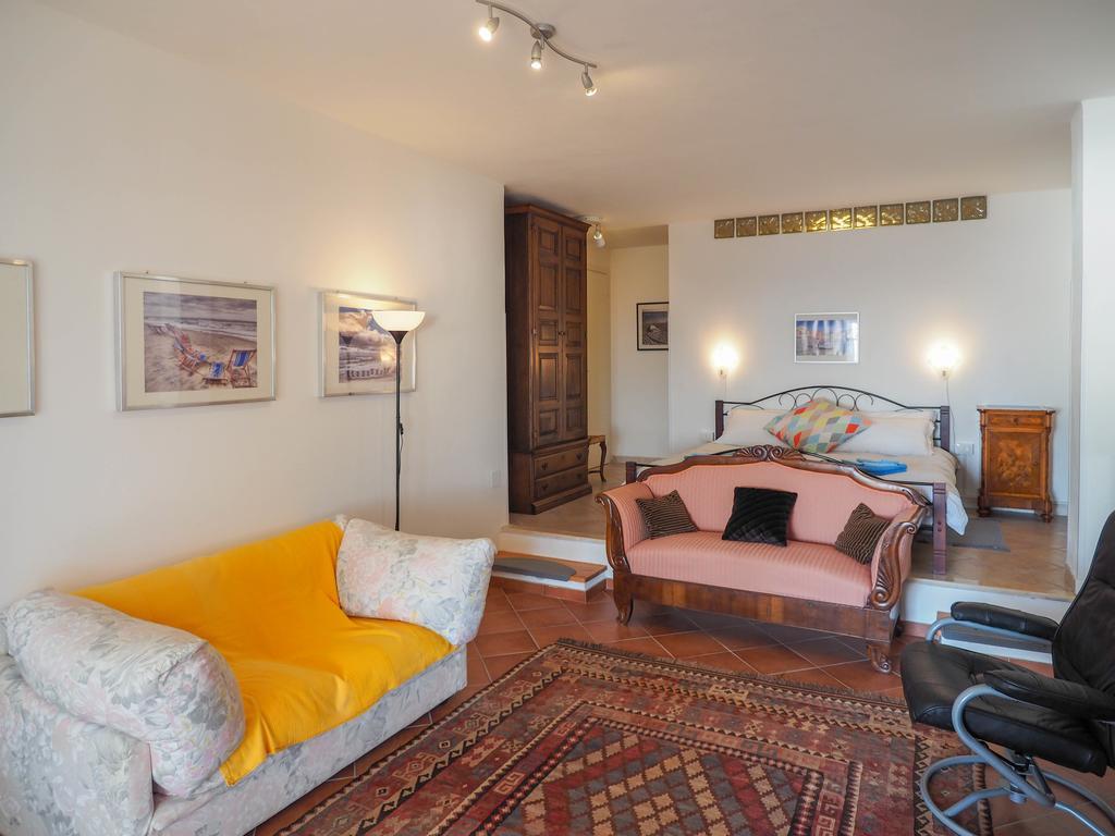 피에트라리구레 Tra Gli Ulivi B&B 객실 사진